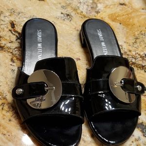 Patente leather slides